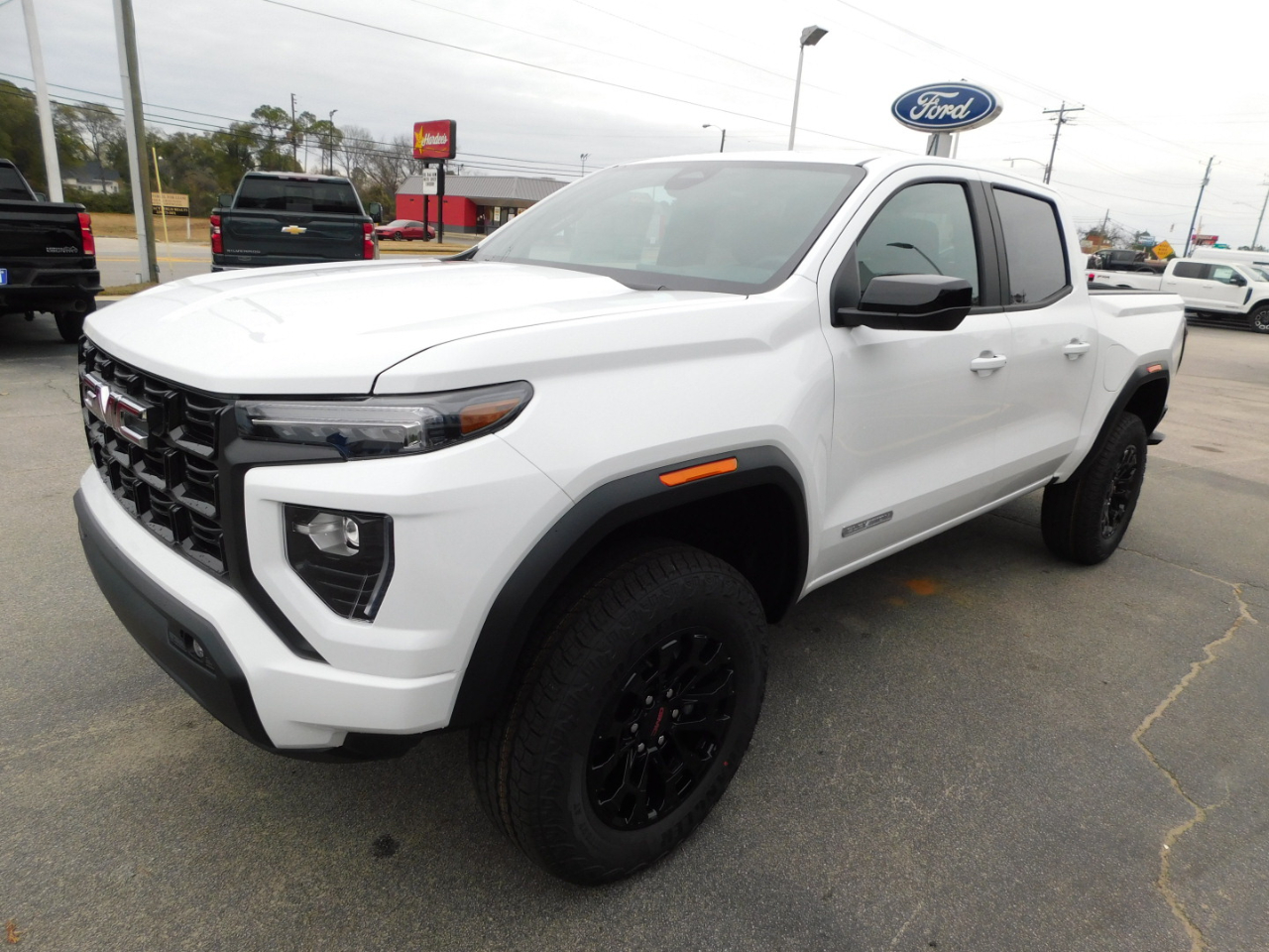 GMC Canyon 2WD Crew Cab Elevation 2026