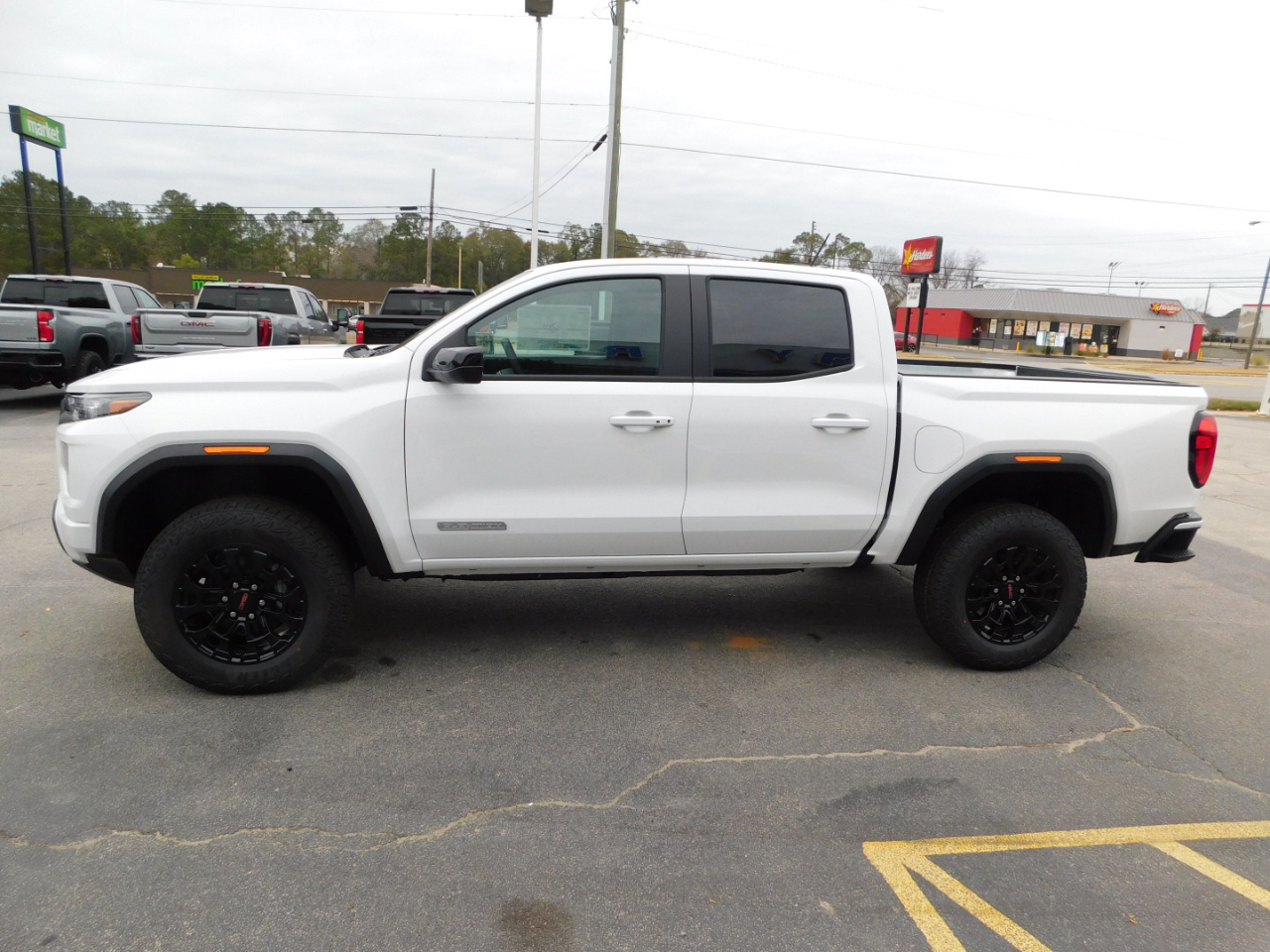 GMC Canyon 2WD Crew Cab Elevation 2026