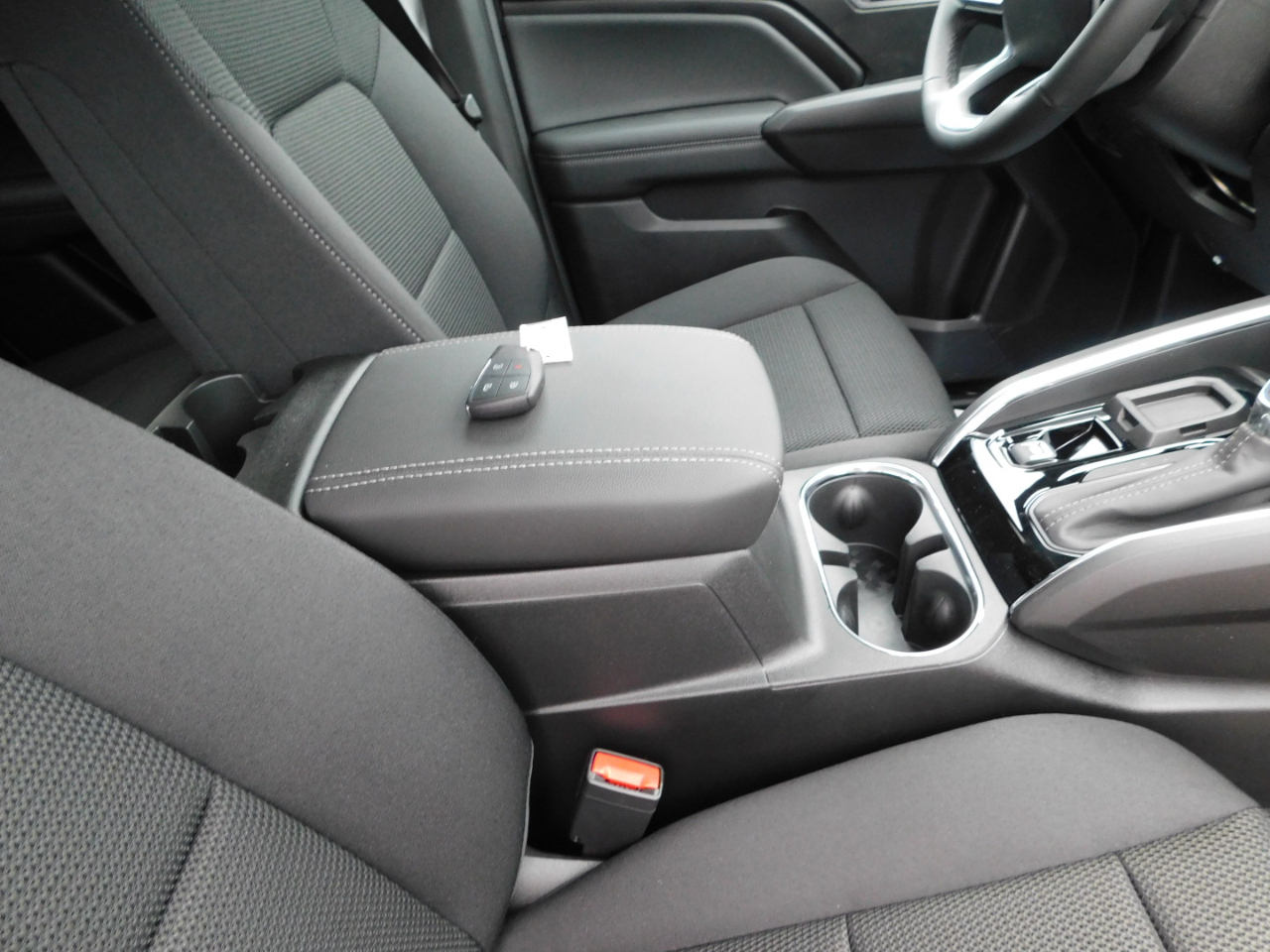 GMC Canyon 2WD Crew Cab Elevation 2026