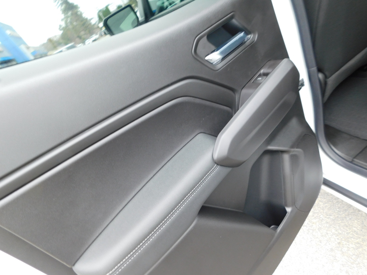 GMC Canyon 2WD Crew Cab Elevation 2026