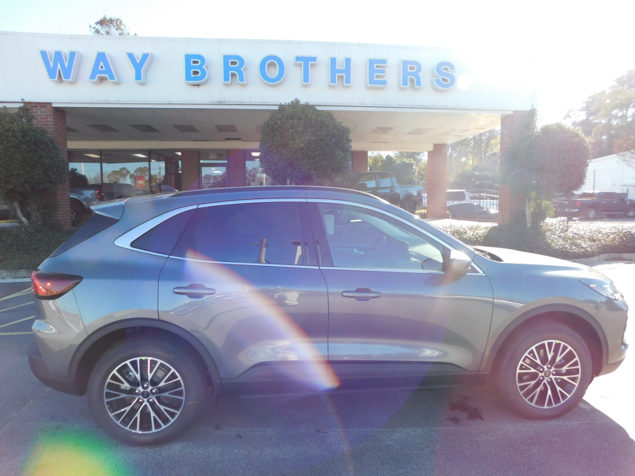 2026 Ford Escape PHEV FWD