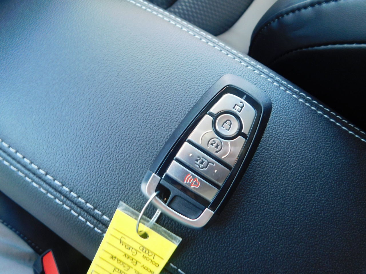 Ford Escape PHEV FWD 2026