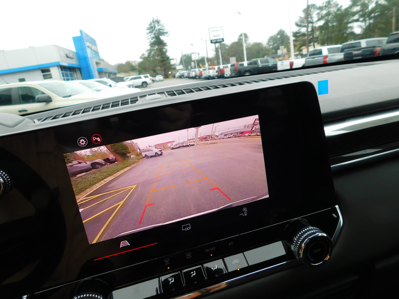 GMC Canyon 2WD Crew Cab Elevation 2026