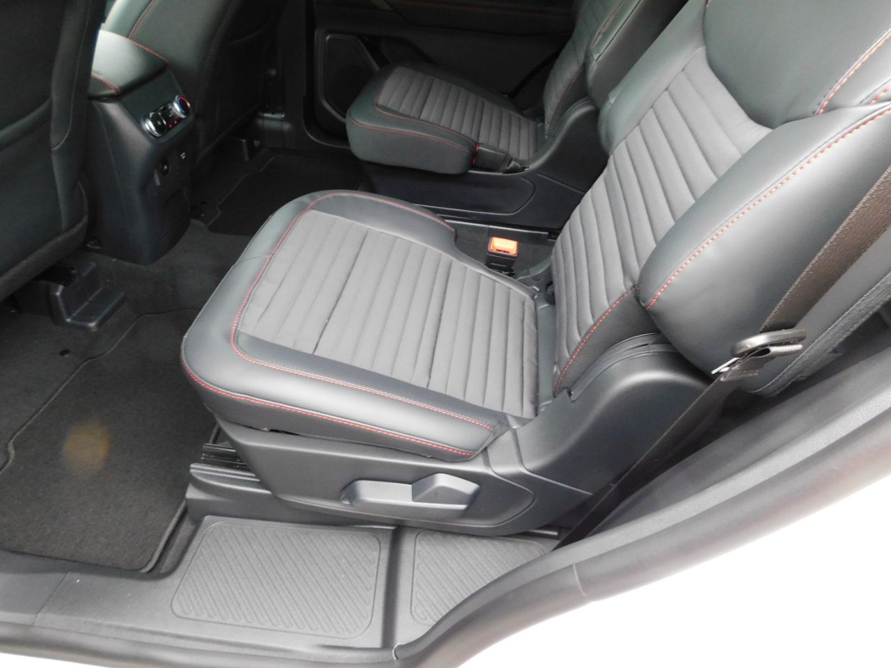 Ford Explorer ST-Line RWD 2026