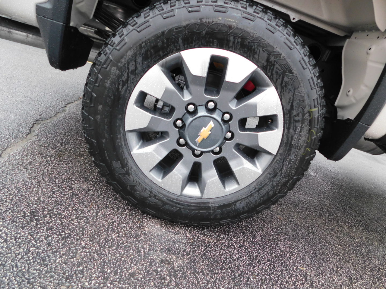 Chevrolet Silverado 2500HD 4WD Crew Cab 159" Custom 2026