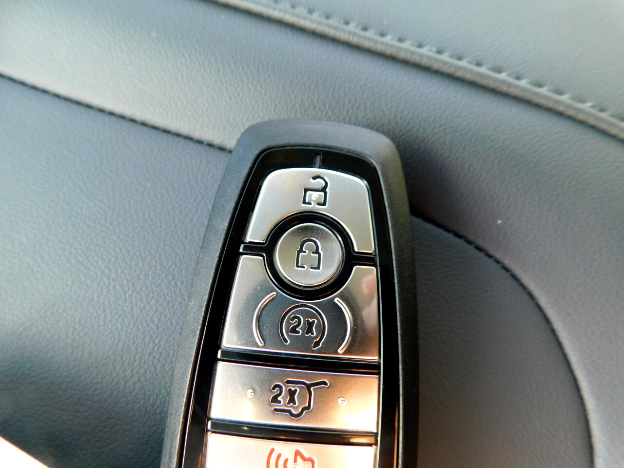 Ford Expedition Active 4x2 2026