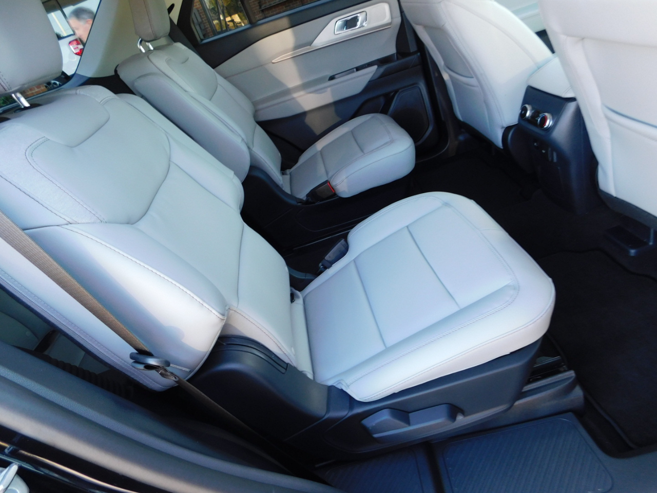 Ford Explorer Active RWD 2026