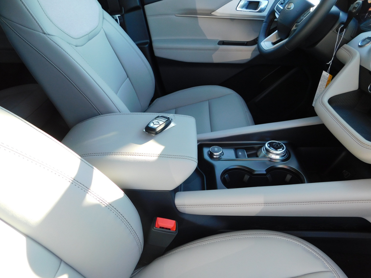 Ford Explorer Active RWD 2026