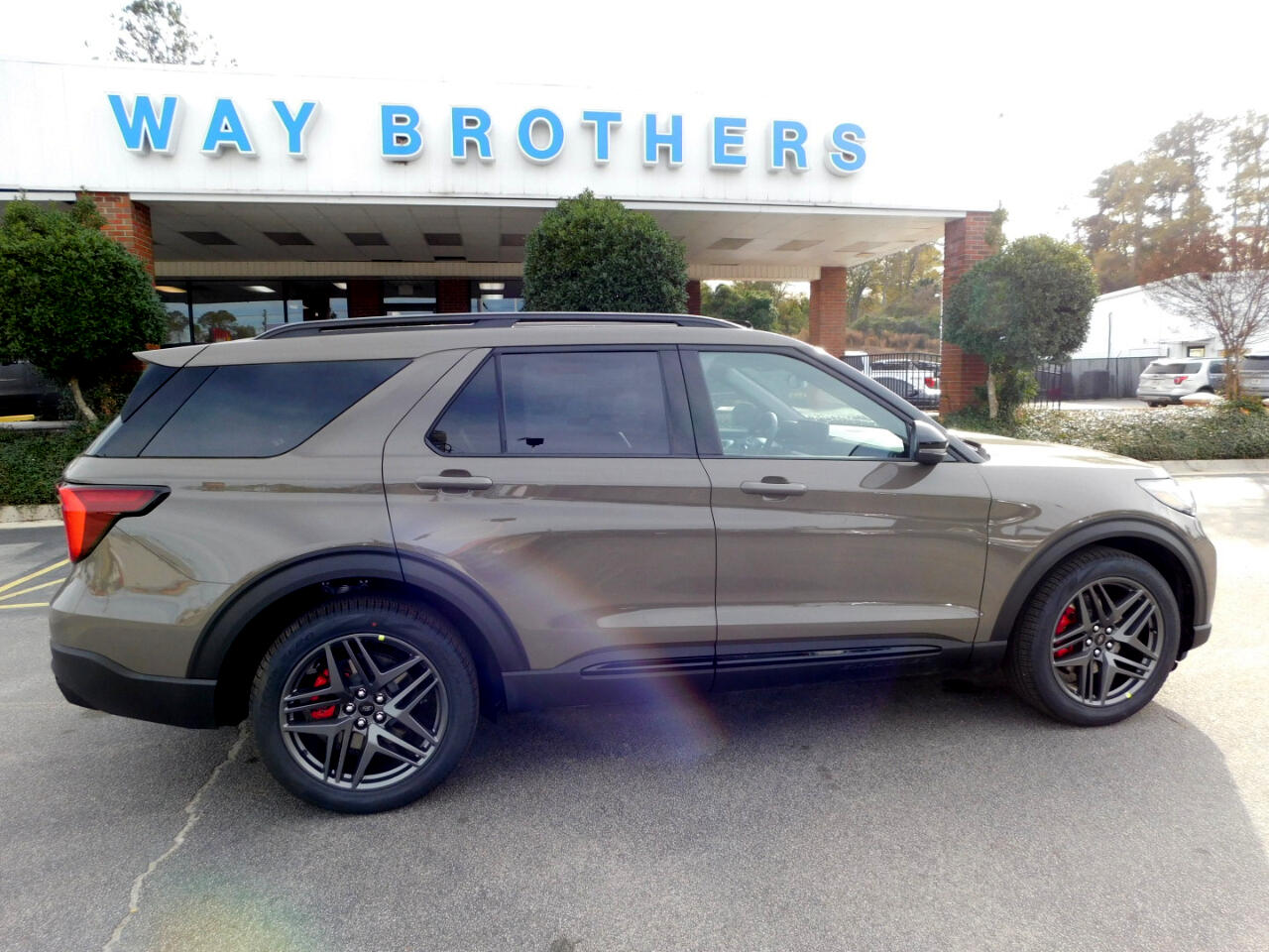 2026 Ford Explorer ST 4WD