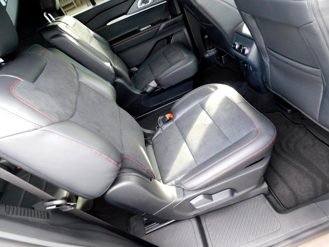 Ford Explorer ST 4WD 2026