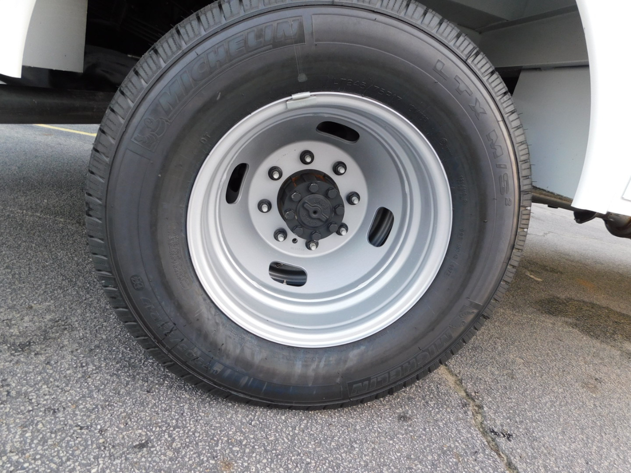 Ford Super Duty F-350 DRW  2026