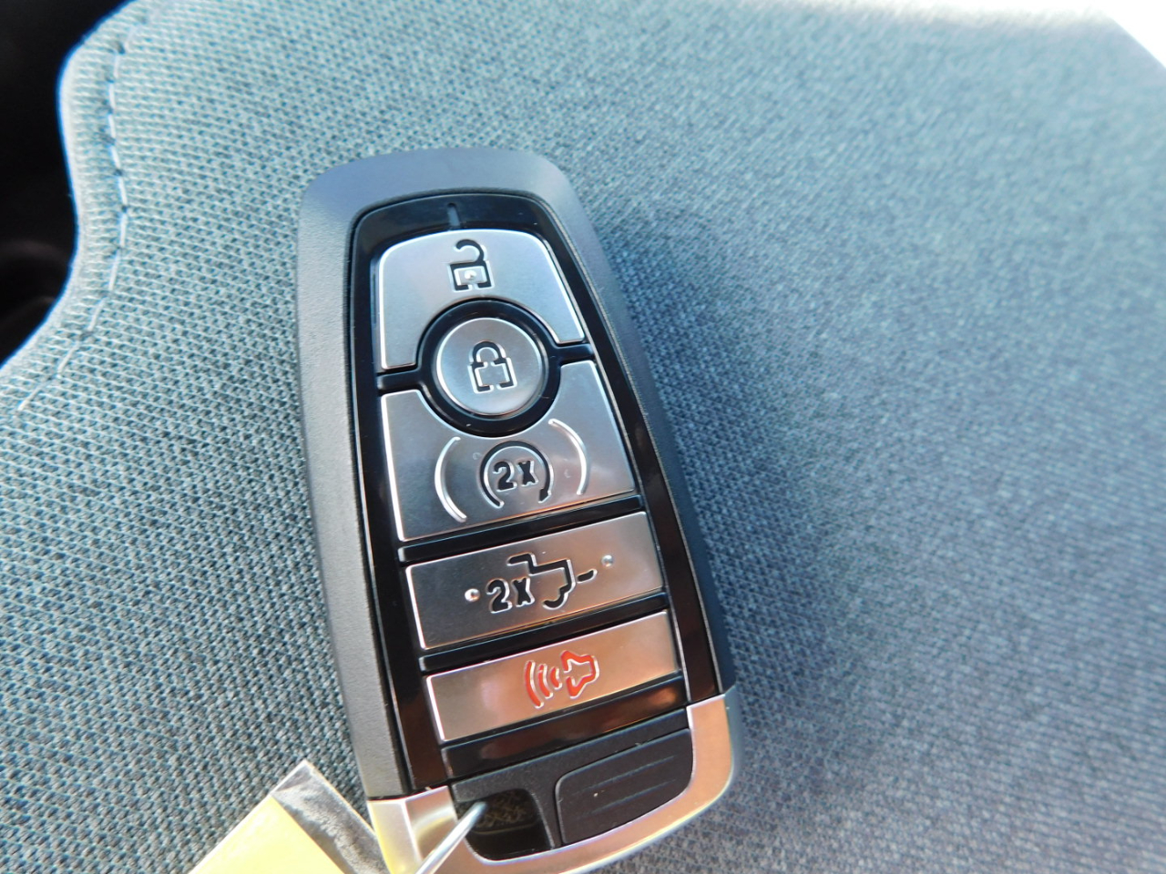 Ford Super Duty F-250 SRW  2026