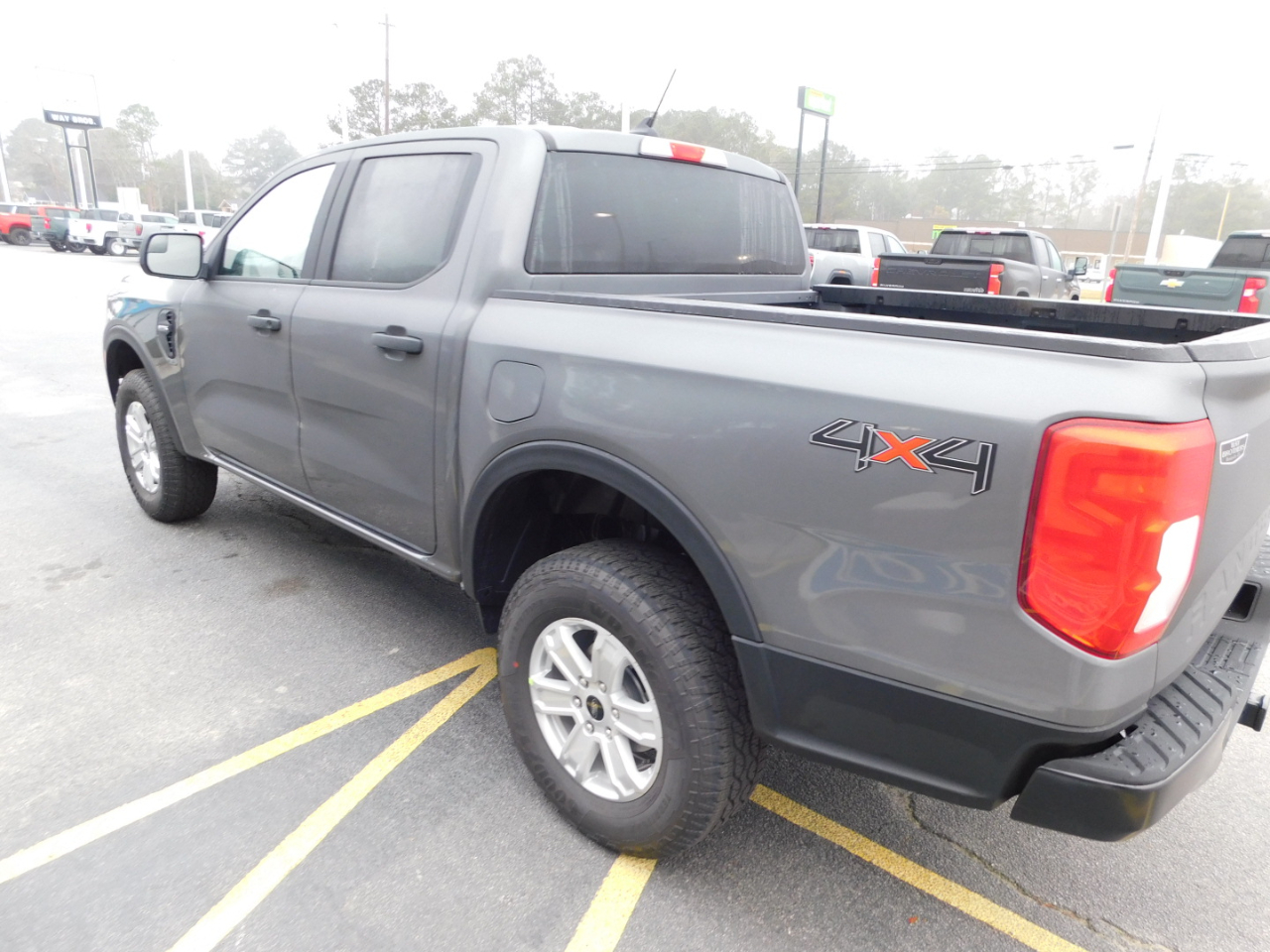 Ford Ranger XL 4WD SuperCrew 5' Box 2025