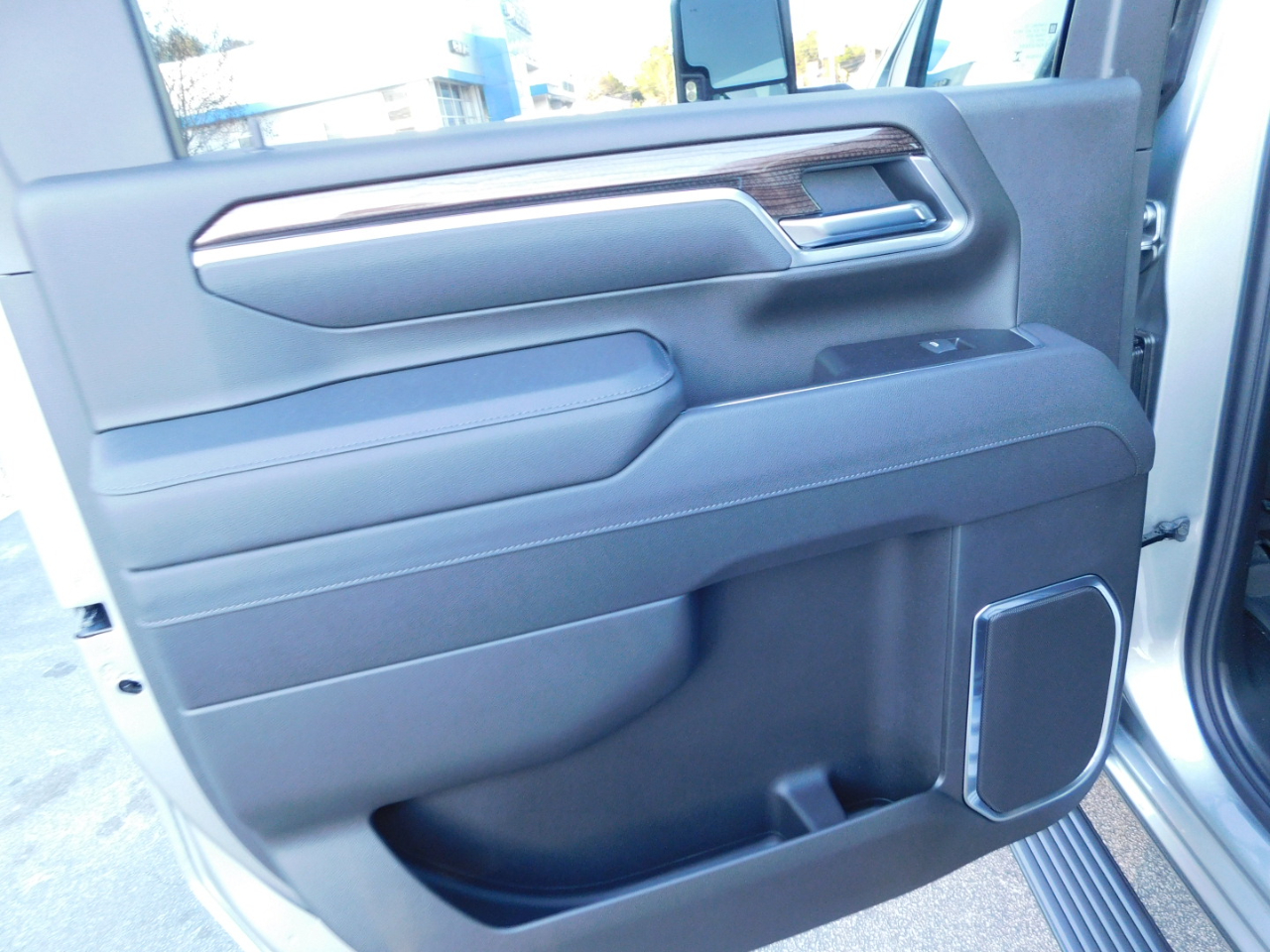 Chevrolet Silverado 2500HD 4WD Crew Cab 159" LT 2026