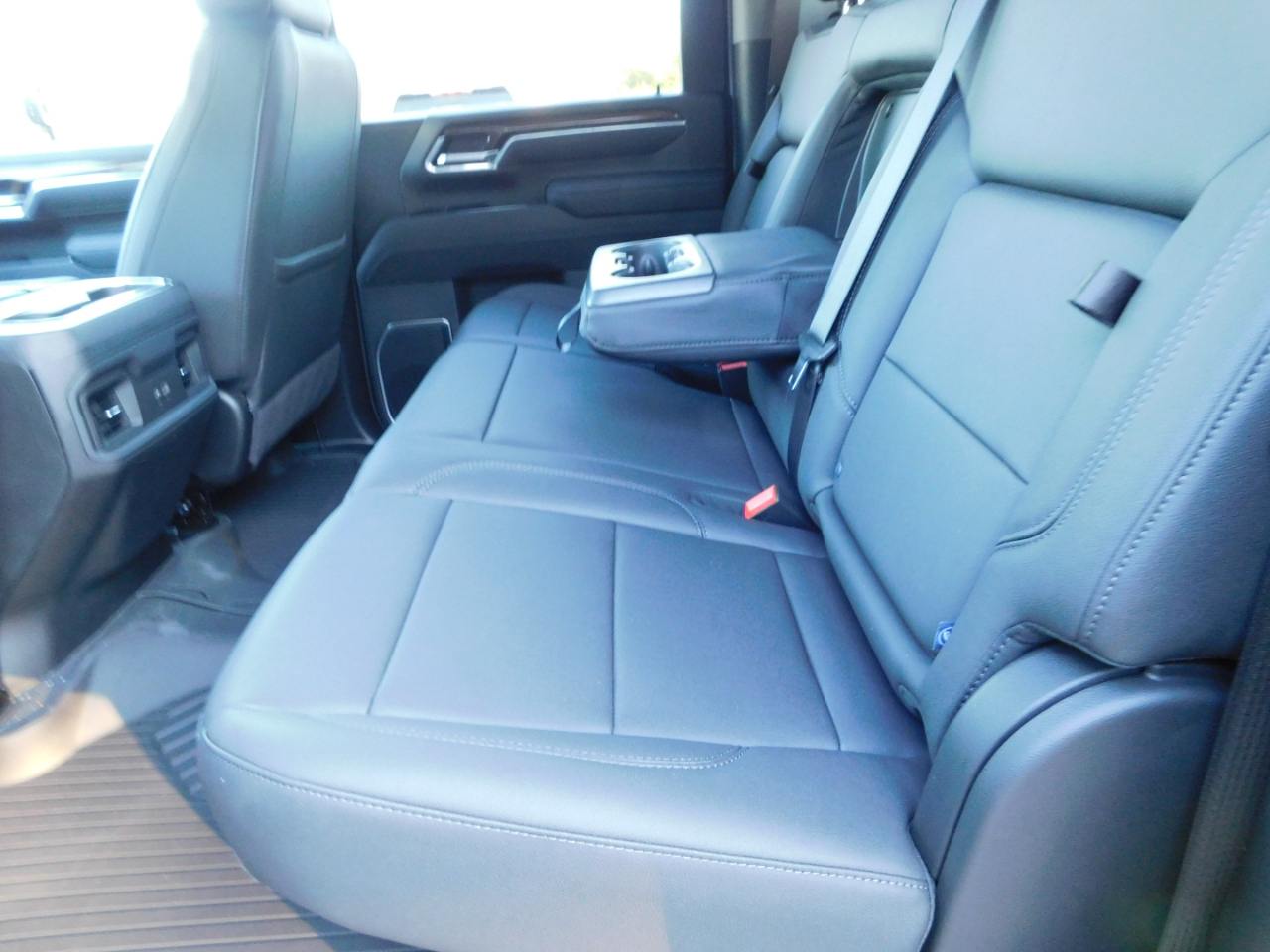 Chevrolet Silverado 2500HD 4WD Crew Cab 159" LT 2026