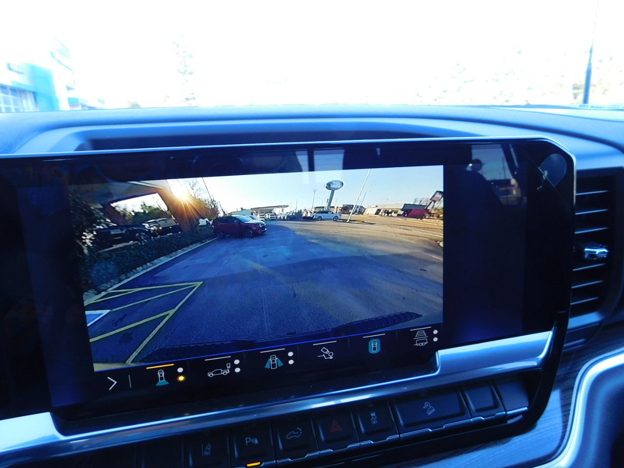 Chevrolet Silverado 2500HD 4WD Crew Cab 159" LT 2026