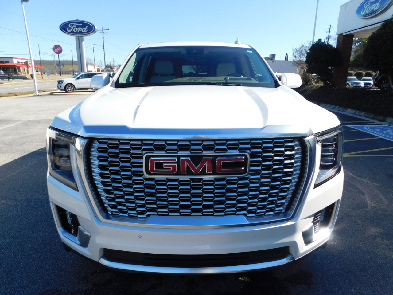 GMC Yukon XL 4WD 4dr Denali 2024