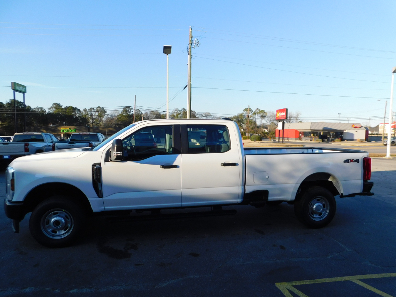 Ford Super Duty F-250 SRW XL 4WD Crew Cab 8' Box 2026