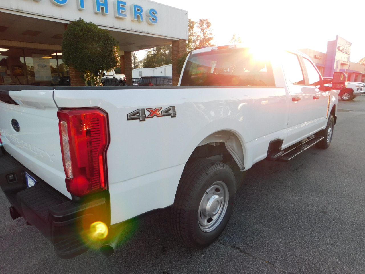 Ford Super Duty F-250 SRW XL 4WD Crew Cab 8' Box 2026