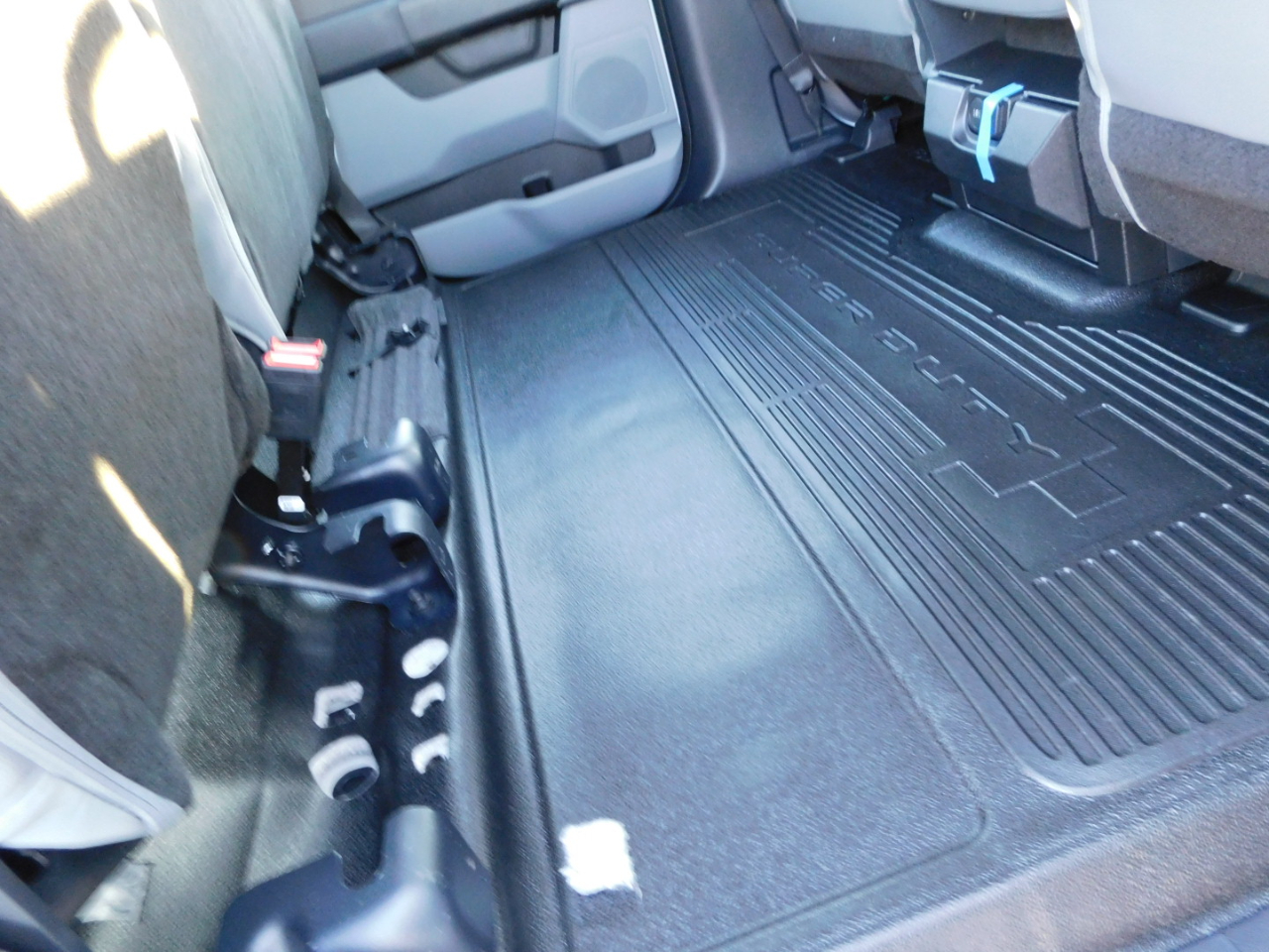 Ford Super Duty F-250 SRW XL 4WD Crew Cab 8' Box 2026