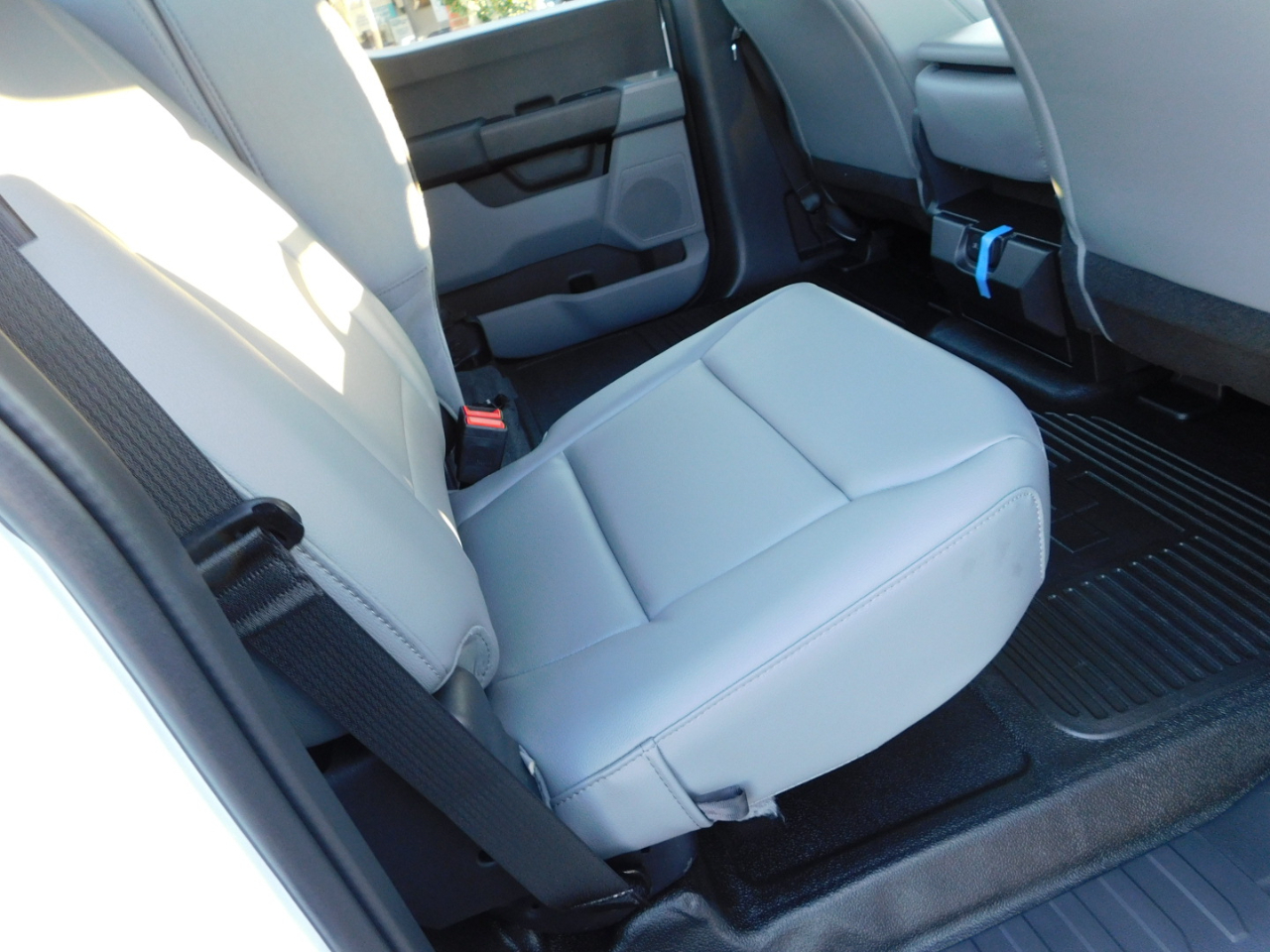 Ford Super Duty F-250 SRW XL 4WD Crew Cab 8' Box 2026