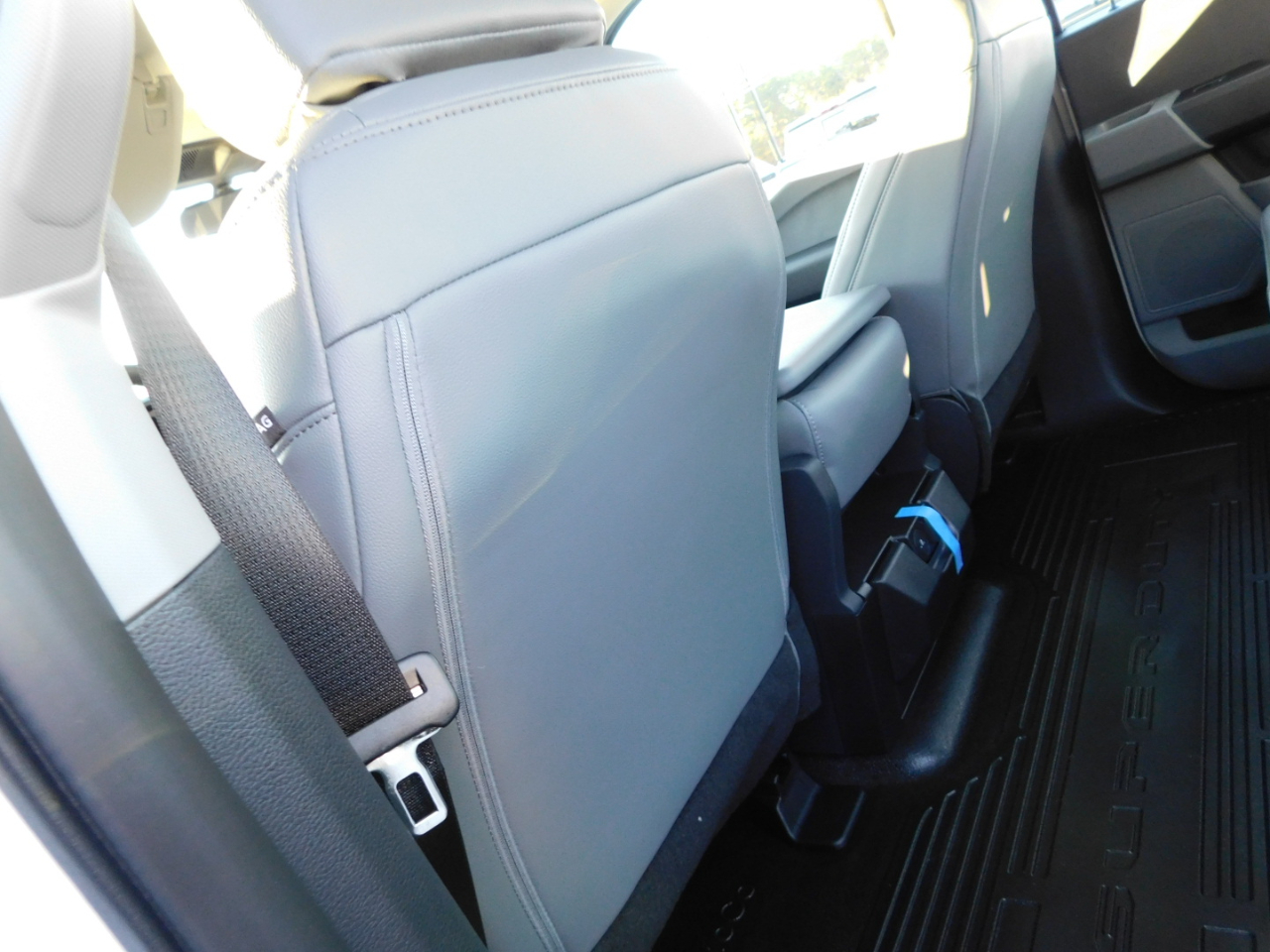 Ford Super Duty F-250 SRW XL 4WD Crew Cab 8' Box 2026