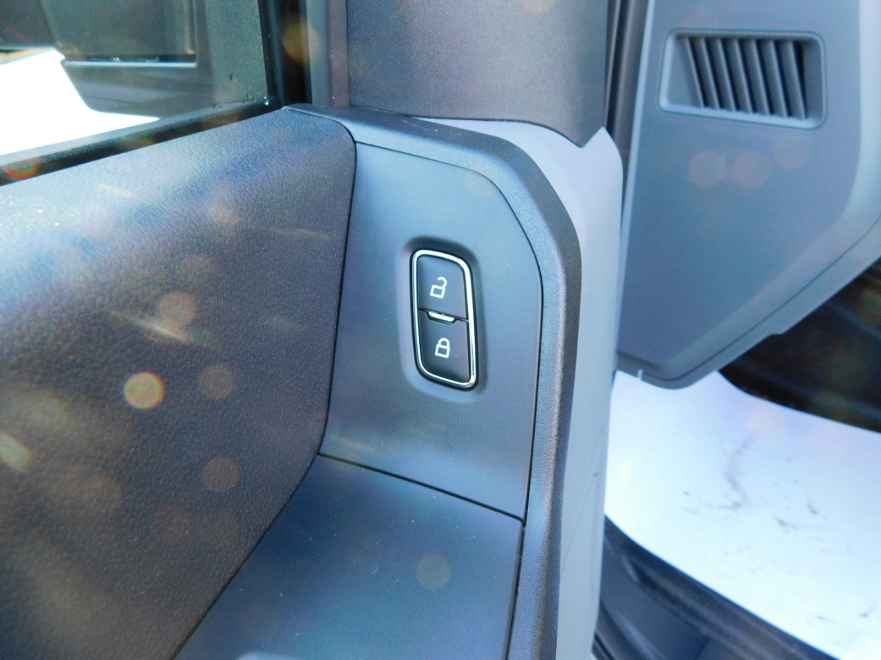 Ford Super Duty F-250 SRW XL 4WD Crew Cab 8' Box 2026