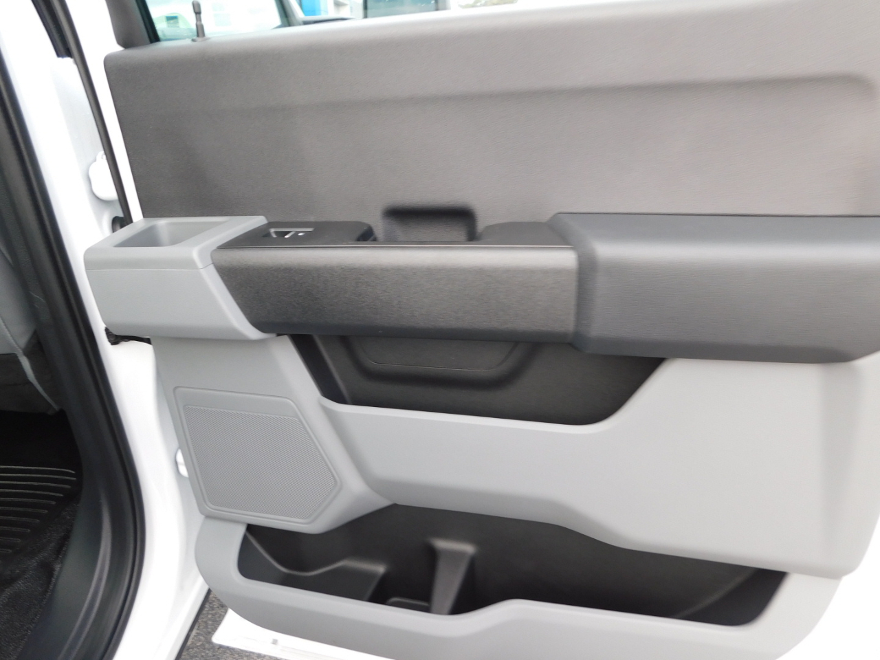 Ford Super Duty F-250 SRW XL 4WD Crew Cab 8' Box 2026