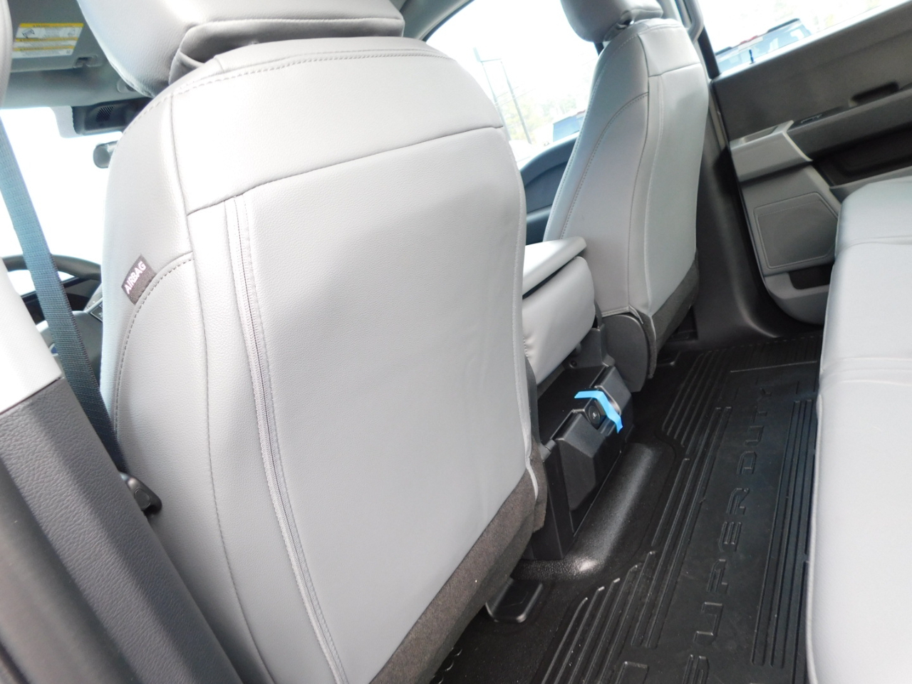 Ford Super Duty F-250 SRW XL 4WD Crew Cab 8' Box 2026