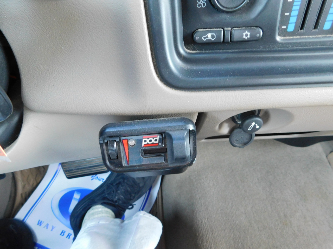 Chevrolet Silverado 2500HD Ext Cab 143.5" WB 4WD LS 2005