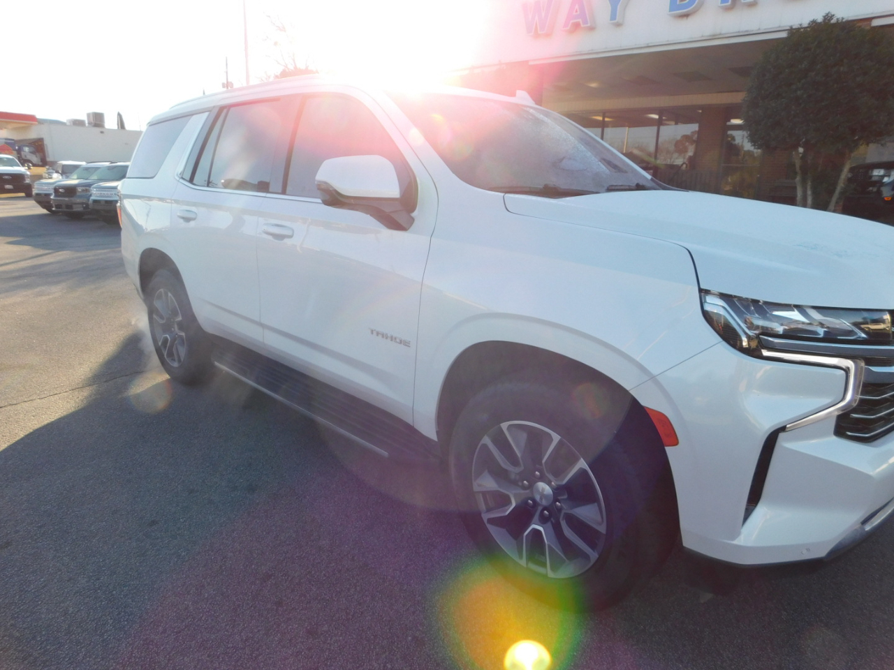 Chevrolet Tahoe 2WD 4dr LT 2023