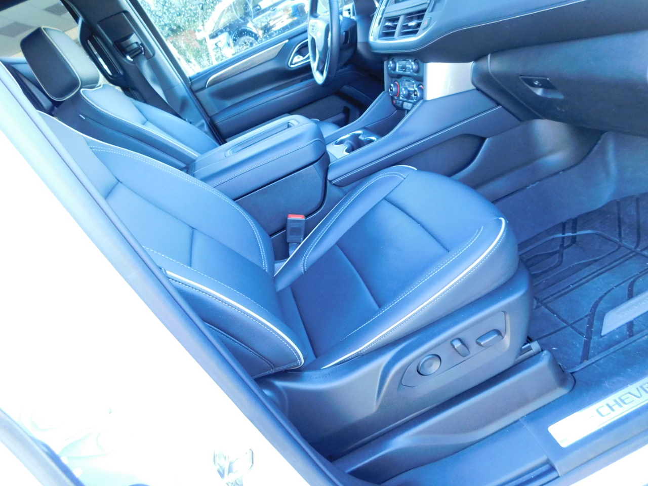 Chevrolet Tahoe 2WD 4dr Premier 2024