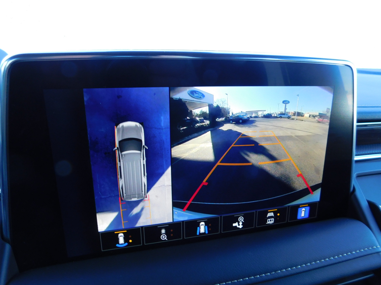 Chevrolet Tahoe 2WD 4dr Premier 2024