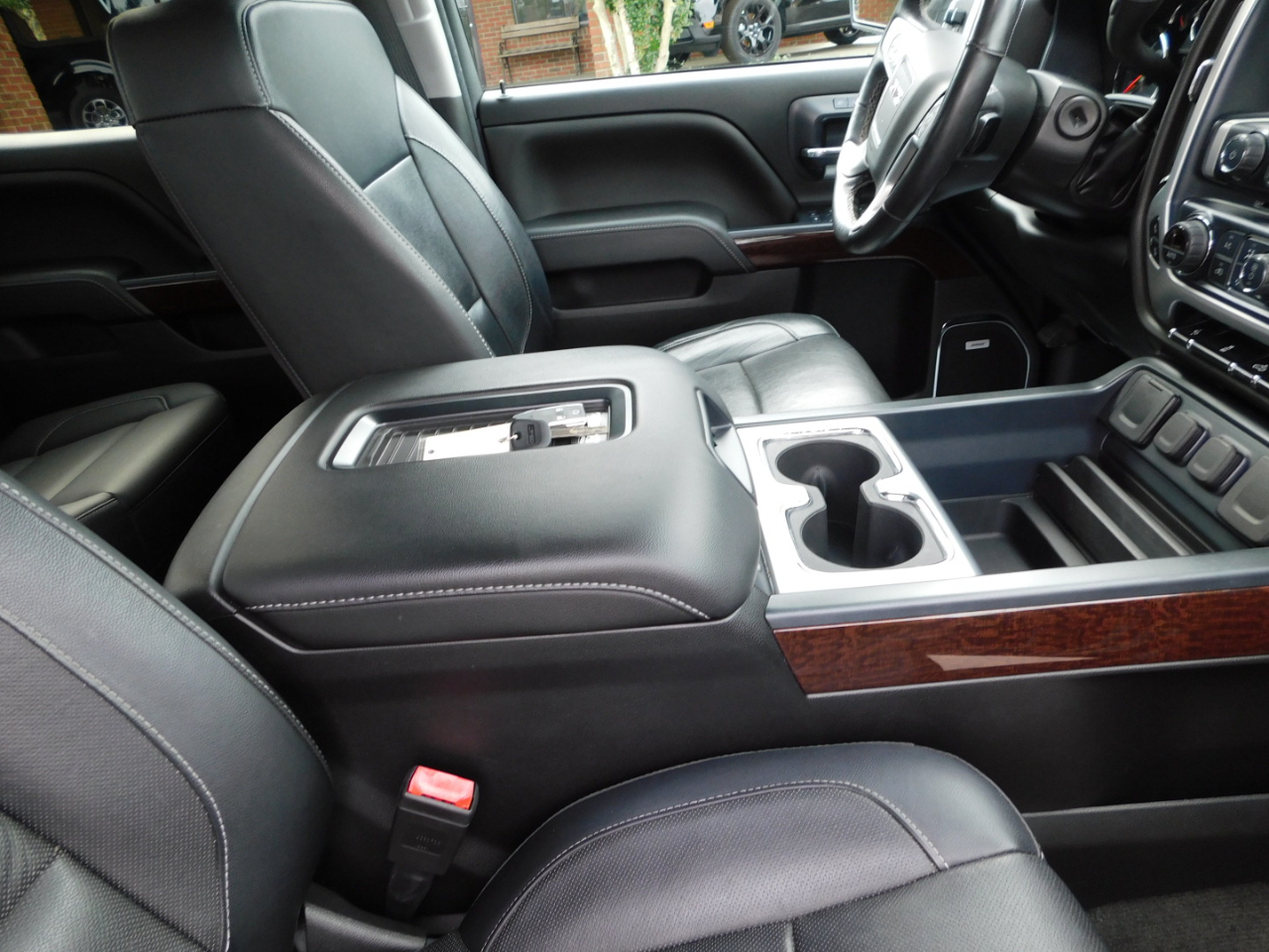 GMC Sierra 1500 2WD Crew Cab 143.5" SLT 2018