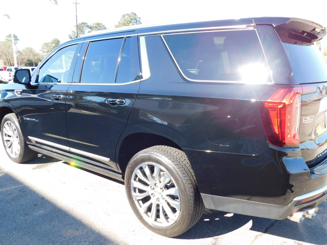 GMC Yukon 2WD 4dr Denali 2021