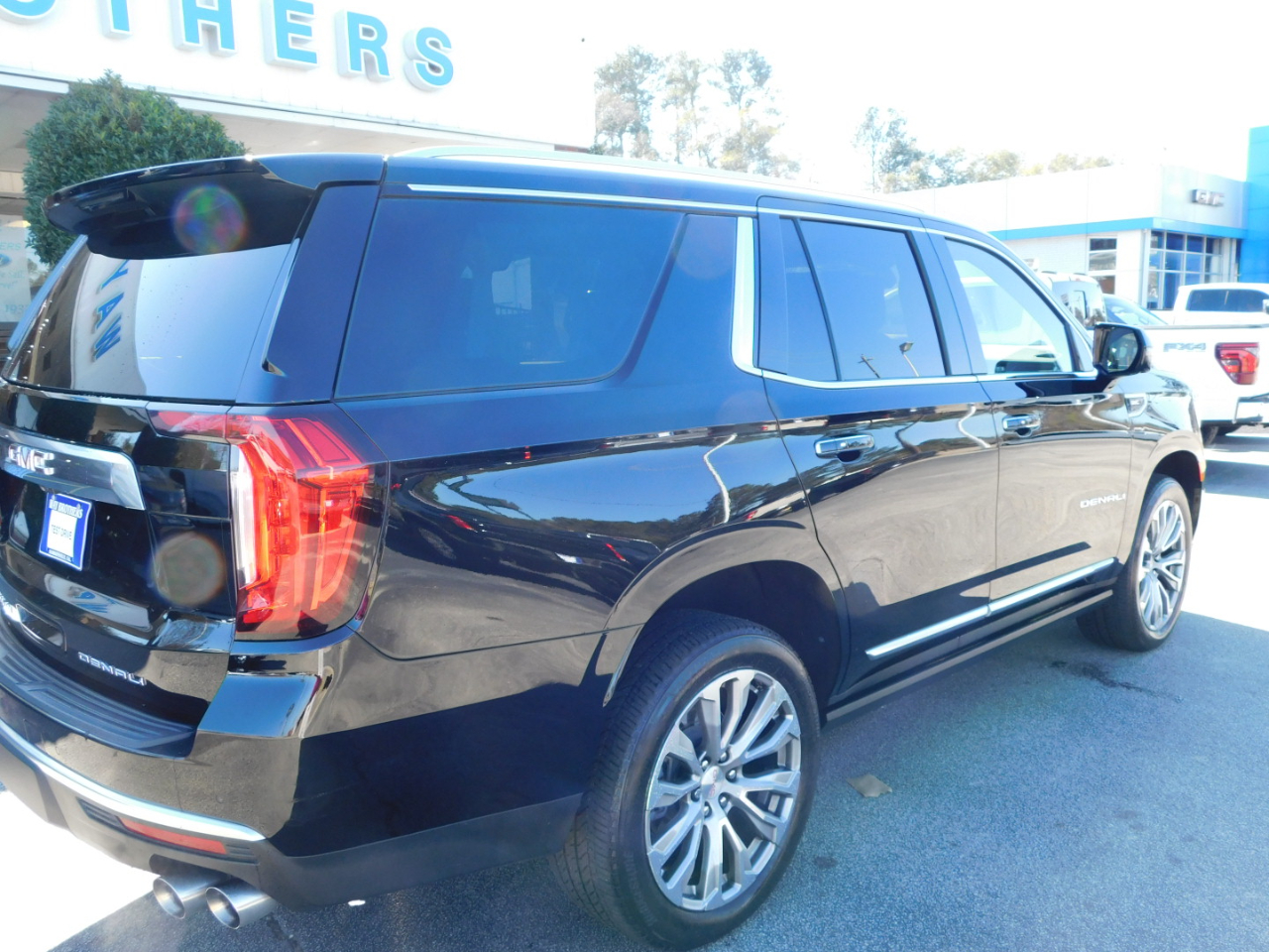 GMC Yukon 2WD 4dr Denali 2021