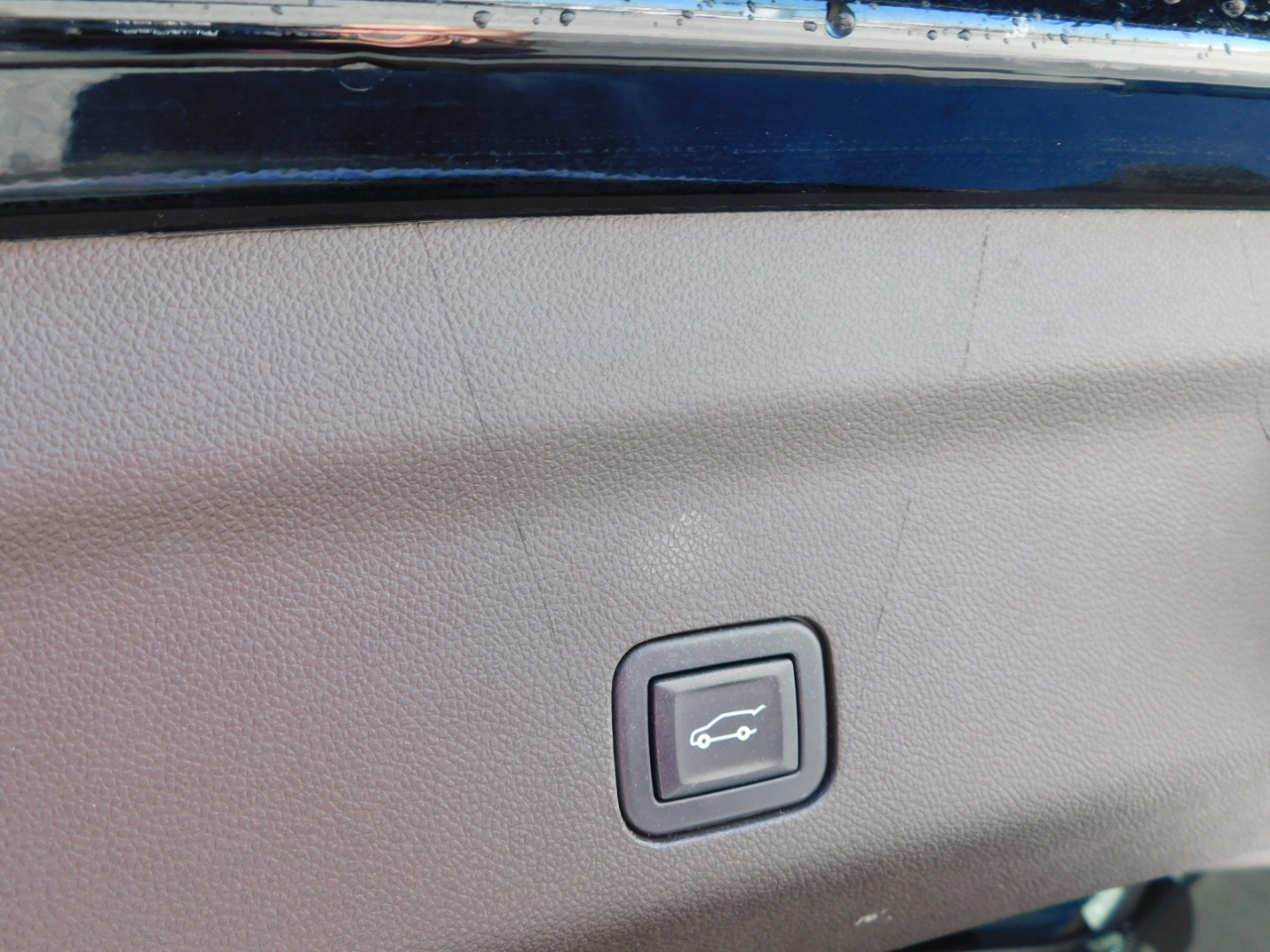 GMC Yukon 2WD 4dr Denali 2021