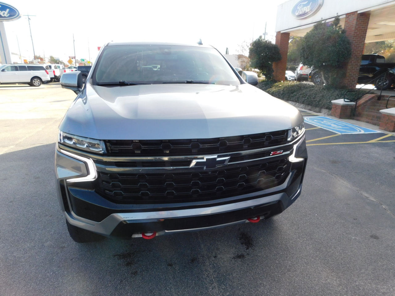 Chevrolet Suburban 4WD 4dr Z71 2021