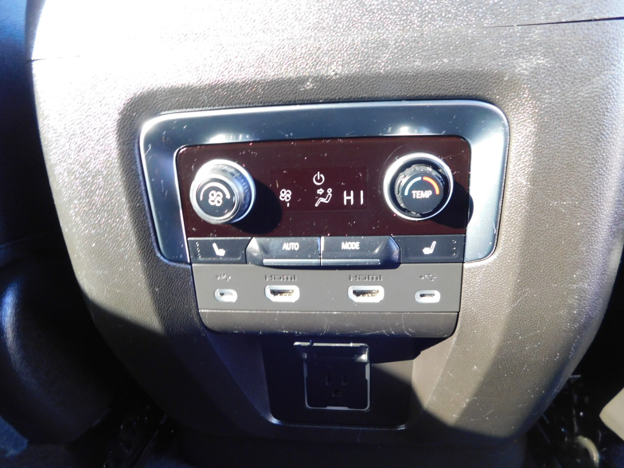 Chevrolet Suburban 4WD 4dr Z71 2021