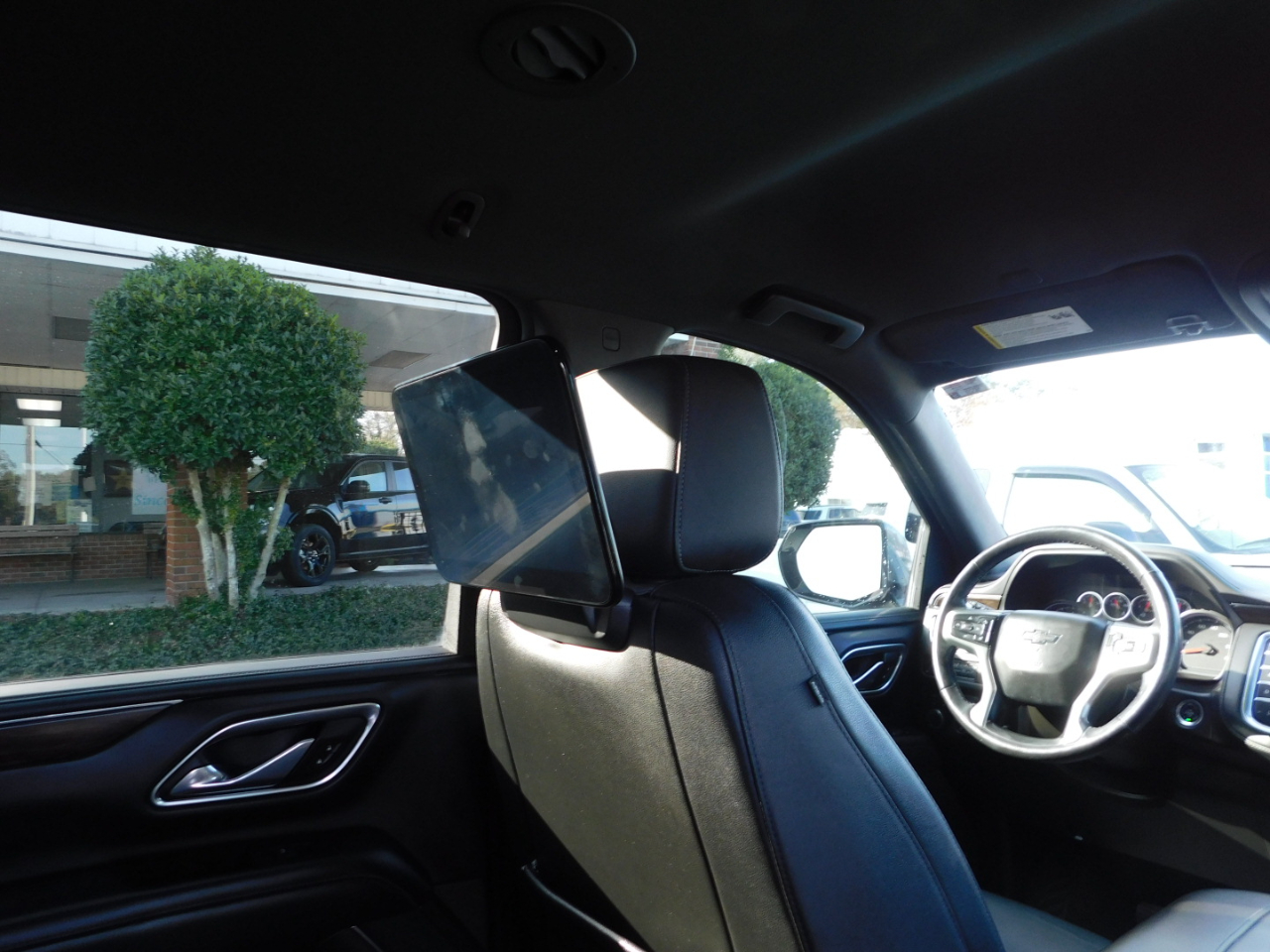 Chevrolet Suburban 4WD 4dr Z71 2021