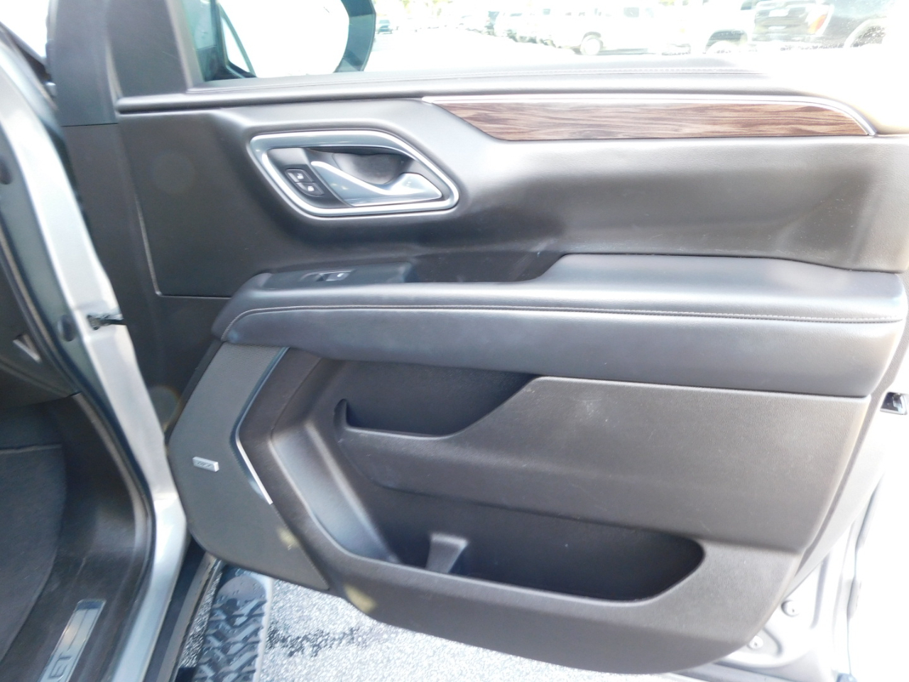 Chevrolet Suburban 4WD 4dr Z71 2021