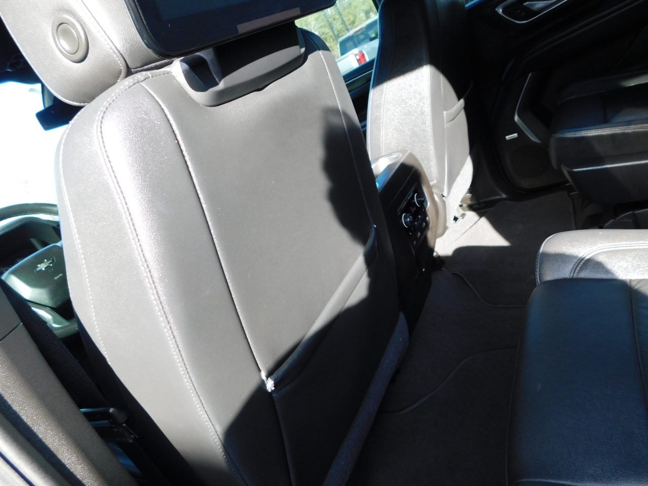 Chevrolet Suburban 4WD 4dr Z71 2021