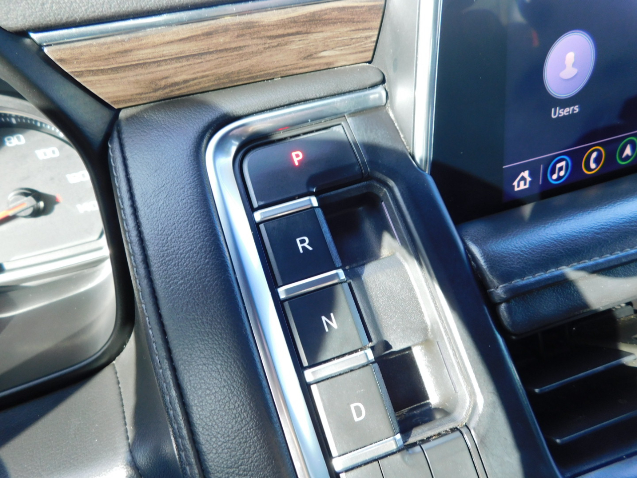 Chevrolet Suburban 4WD 4dr Z71 2021