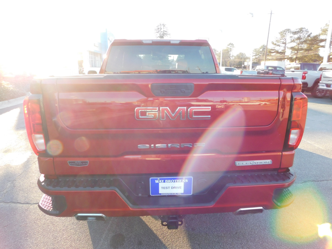 GMC Sierra 1500 4WD Crew Cab 147" Elevation w/3SB 2021