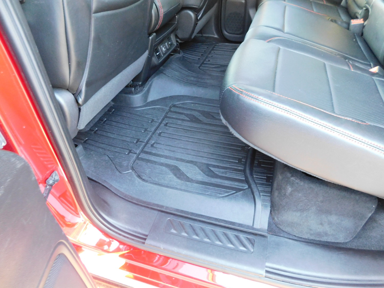 GMC Sierra 1500 4WD Crew Cab 147" Elevation w/3SB 2021