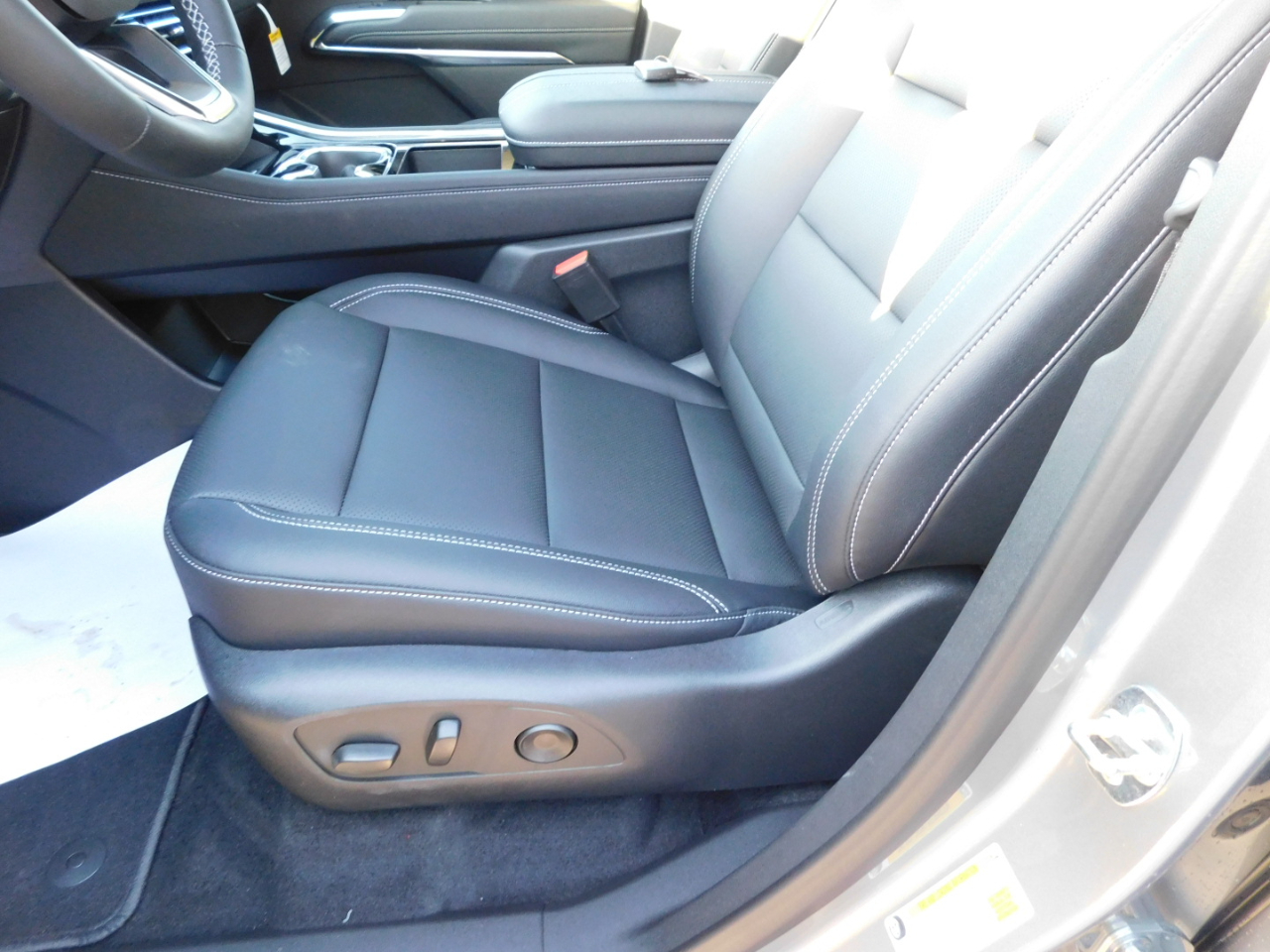 Chevrolet Traverse FWD 4dr LT w/1LT 2026