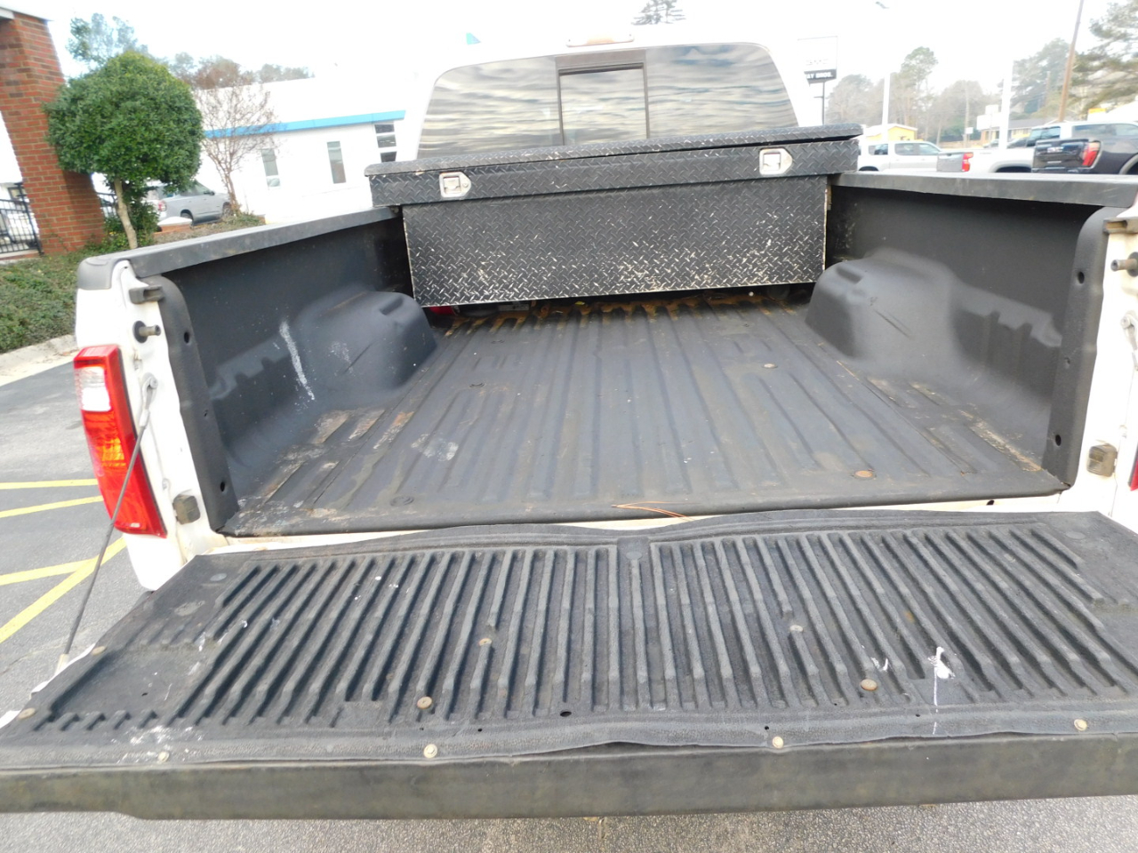 Ford 3/4 Ton Trucks Styleside 133" WB 4WD 2016