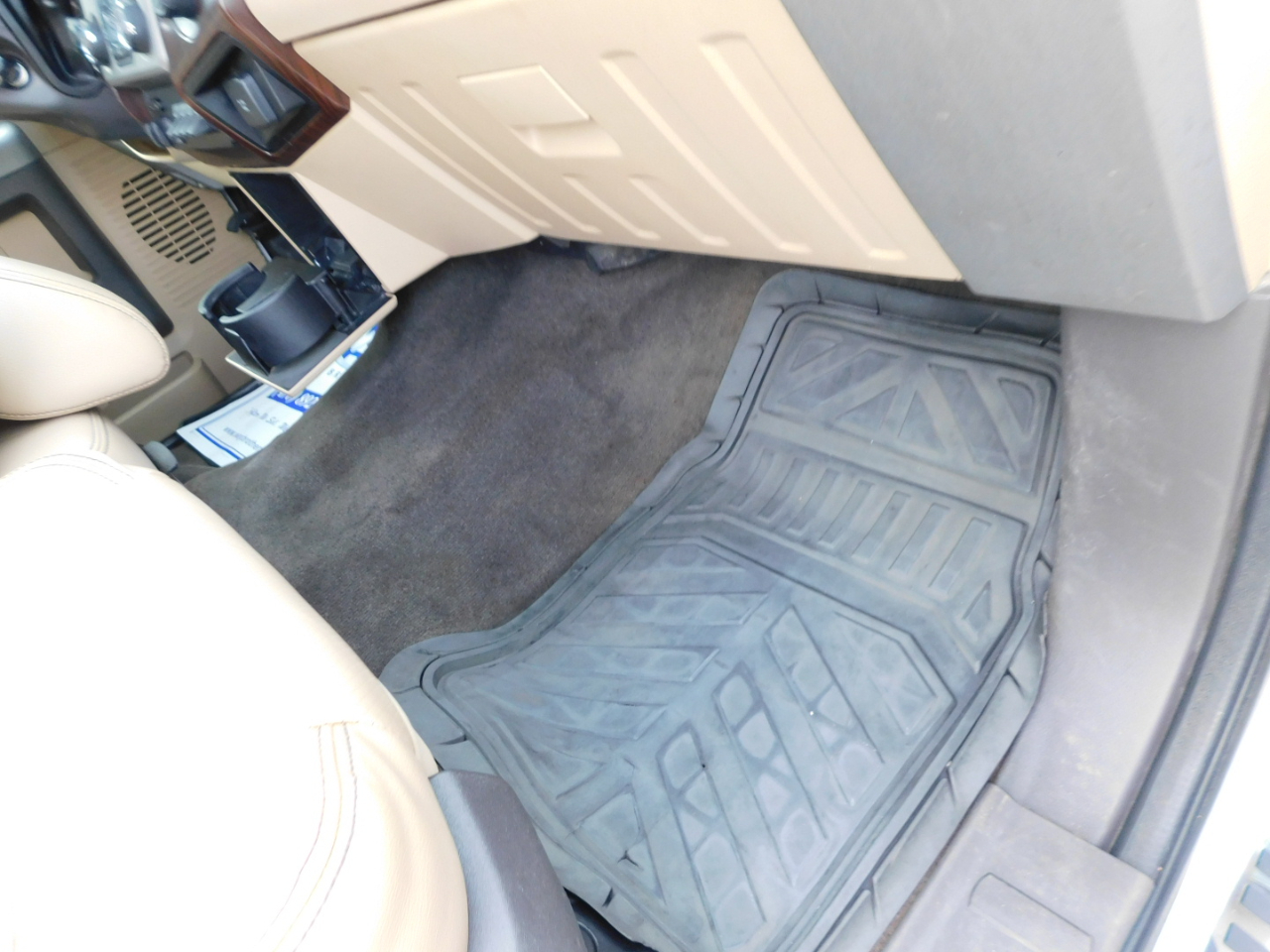 Ford 3/4 Ton Trucks Styleside 133" WB 4WD 2016