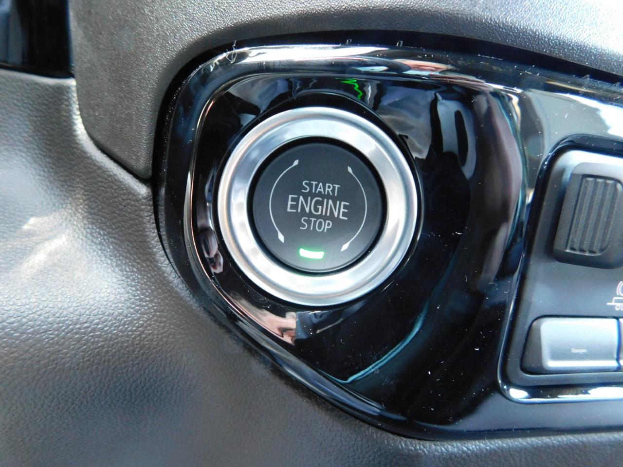 GMC Sierra 1500 4WD Crew Cab 147" SLE 2026