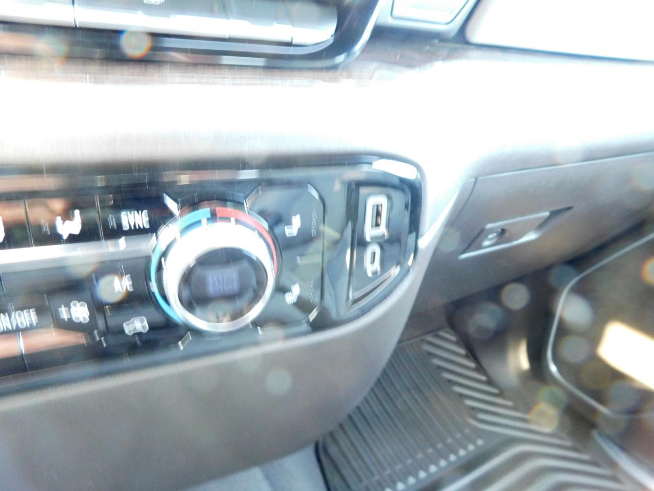 GMC Sierra 1500 4WD Crew Cab 147" SLE 2026